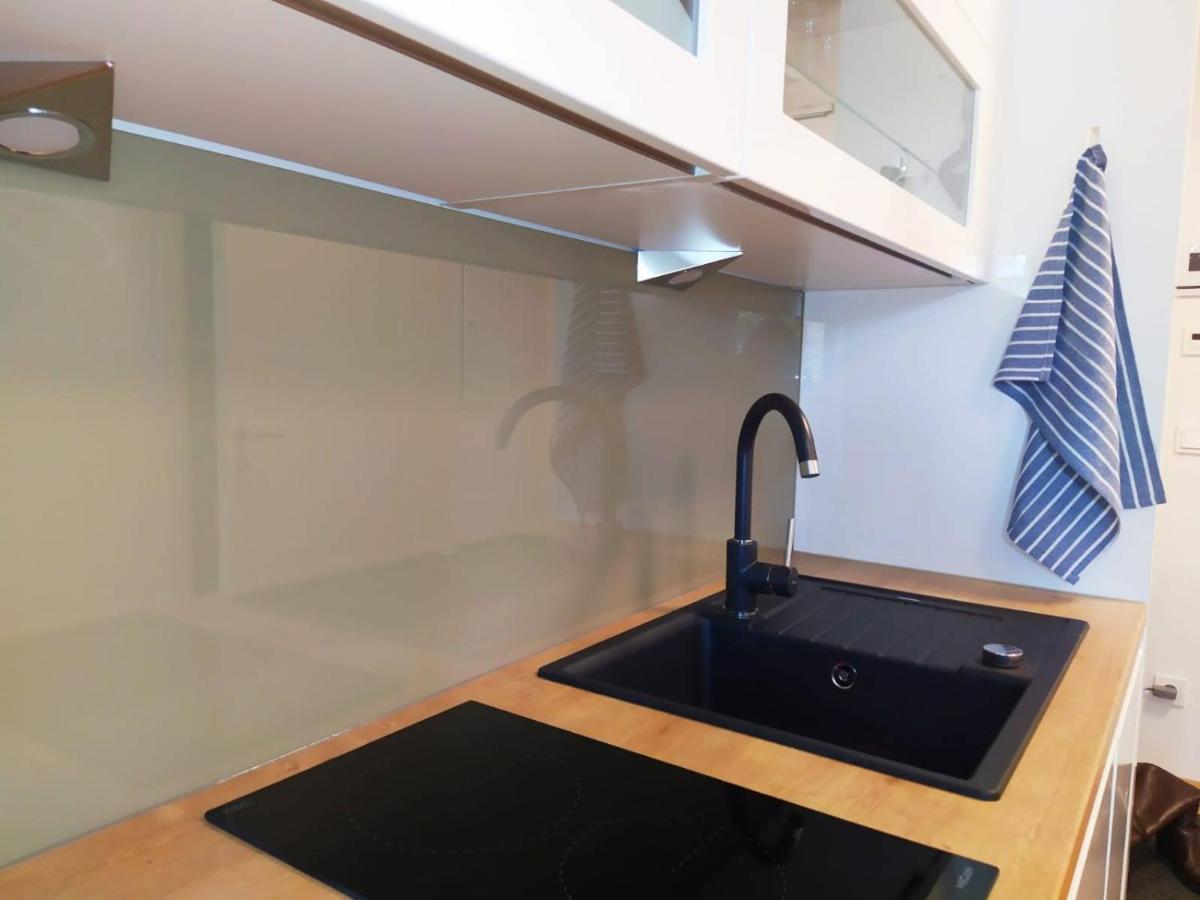 Cosy Park Apartment City Center Вена Экстерьер фото
